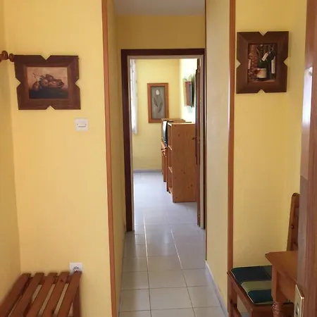 Apartamentos Jacinto Benavente *