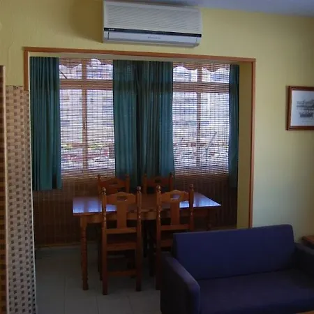 Apartamentos Jacinto Benavente * Malaga