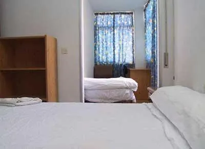 Apartamentos Jacinto Benavente *